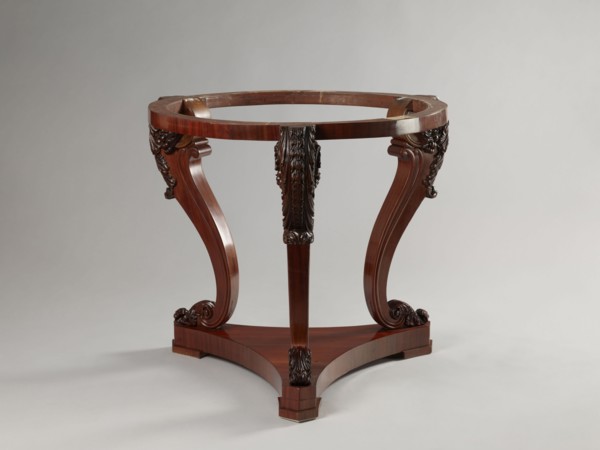 Table by Jakub Jan Simmler 1791–1872, carpenter. Round table supported by three S-shaped carved