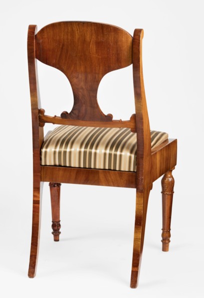 Chair, Biedermeier style, mahogany; padded seat with removable cushion and board backrest. Front