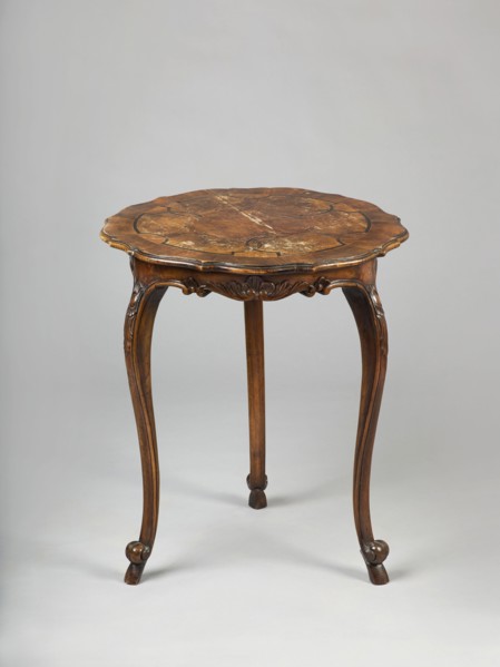 Table, rococo style with shell ornament, plant decorations, ROUND neo-rococo table, carved and