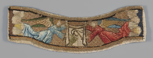 Embroidery, Embroidered parura with a depiction of two angels in flight holding between them a