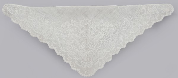 Shawl, repossession provenance; shawl; fashion accessory; clothing; women's clothing; 1st half of