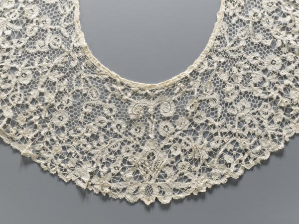 Collar, floral ornaments, fashion, women's fashion, lace, lace collar with mesh connections and