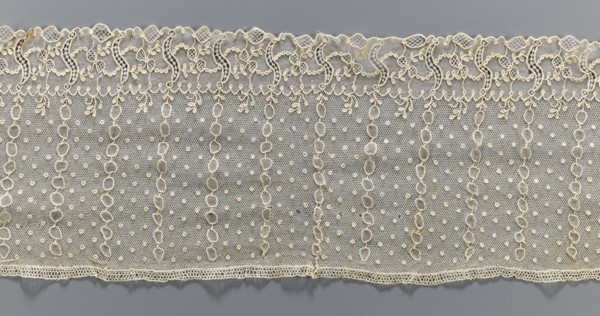 Lace fragment, Alençon lace, lace, At the bottom, an edging ornament running in a clearly separated