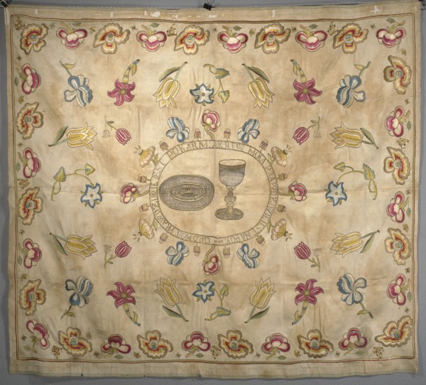 Church napkin of cream now yellowed silk morosa, embroidered with colorful silk threads and metal