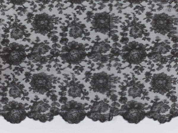 Shawl, shawls, floral ornaments, clothing accessories, women's clothing, fashion, Pattern on a mesh