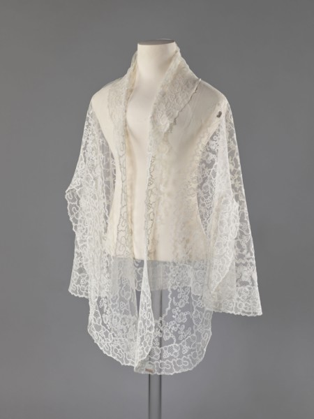 Cape, lace, message provenance, clothing accessories, women's clothing, fashion, capes, 19th