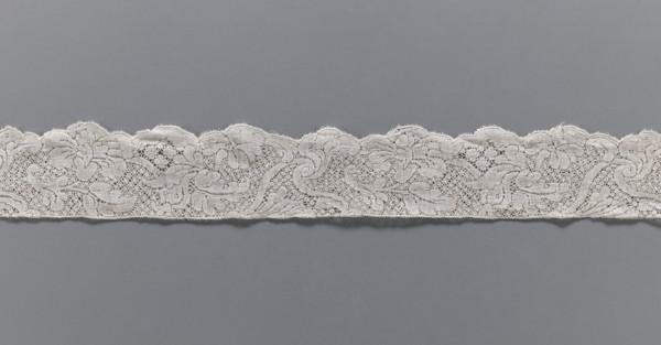 Lace fragment, floral ornaments, Binche lace, Henryków German: Heinrichau, lace, ca. mid-18th