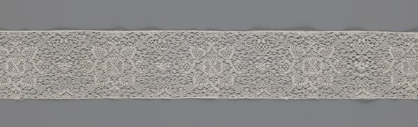Fragment of bobbin lace, 18th century, Flanders, lace, width 9 cm, length 51 cm, A horizontal strip