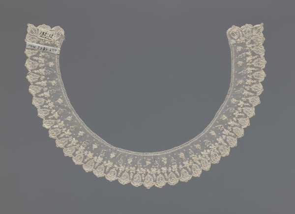 Collar, Repossession, Women's clothing accessory, lace, 19th century, possibly France. The collar