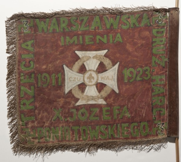 Double-sided scout pennant with painted decoration and inscriptions, before 1939; materials: