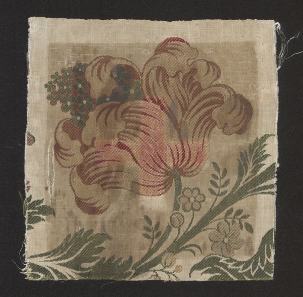 Fabric fragment, fragments of silk fabrics, patterned fabrics, floral patterns, 18th-century silk