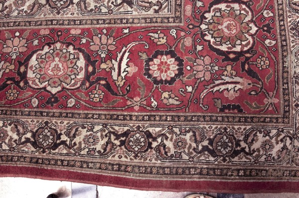 Carpet, Woolen knotted fabric, decorative tapestry, 2nd half of the 19th century, Iran. In the