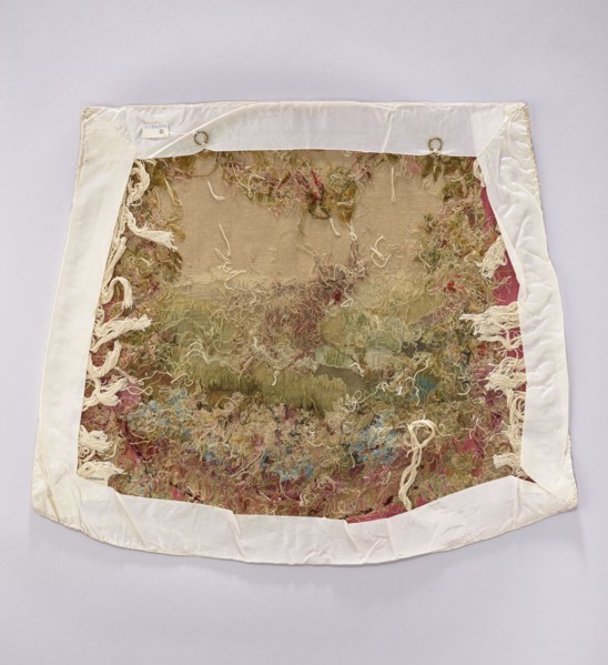 Tapestry covering, provenance, flowers, leaves, floral ornaments, oxen, boys; interior decorations,
