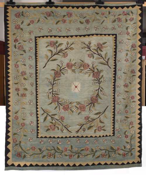 Kilim, kilim, court kilim, fabrics. In the center of the main field is a motif of a sealed envelope
