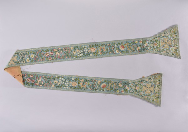 Stole, church paraments, liturgical vestment, floral ornaments, sacred art, churches and chapels