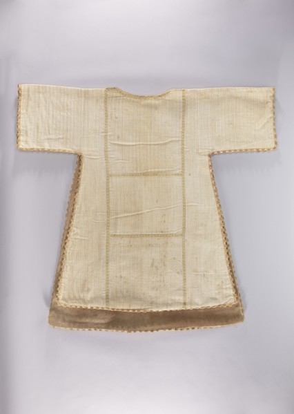 Dalmatic, dalmatic, flowers, leaves, liturgical vestments, plant ornaments, church paraments,