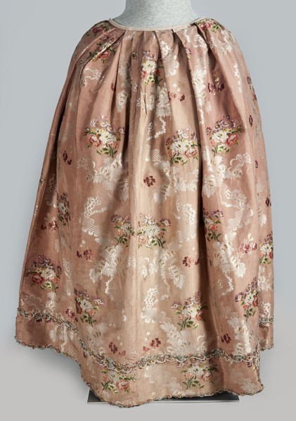 Robe à la française dress, floral ornaments, ribbon, flower bouquets, robe à la française, ruffles,