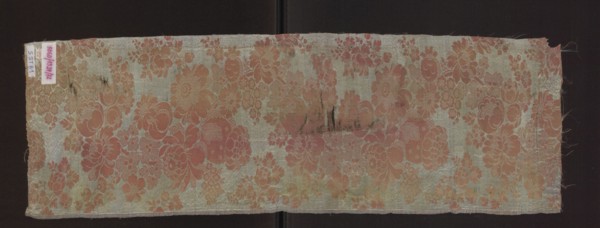 Fabric fragment, fragments of silk fabric, patterned two-color damask, 1st half of the 18th
