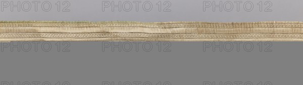 Gallon, haberdashery; geometric ornaments; 19th century, Europe; fabric; width 3 cm, length 54 cm;