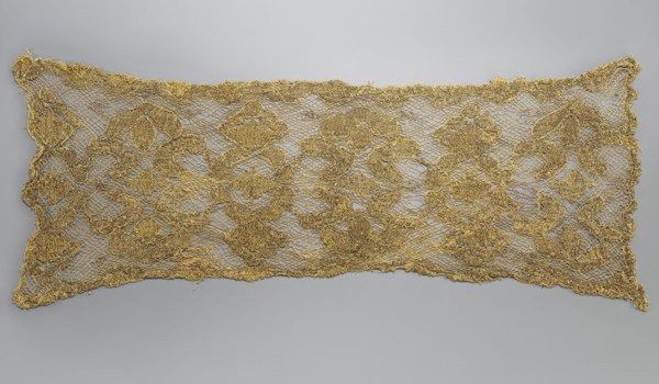 Fragment of lace, lace, 17th/18th century, Belgium, fabric, lace, width 31 cm, length 76 cm, A