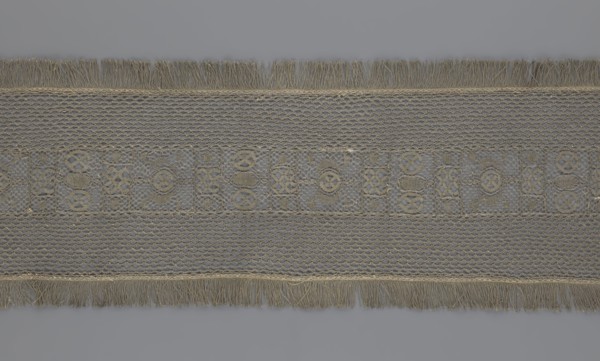 A so-called Saxon lace belt, lace belt and clothing accessory for men's clothing, decorated with a