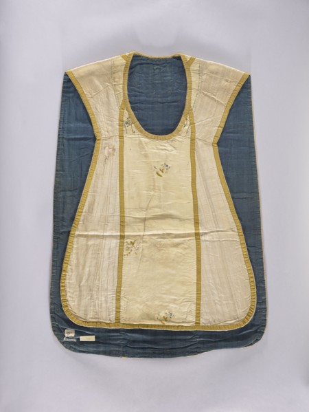 Chasuble, Liturgical vestment made in the 2nd half of the 18th century. Constructed of three types
