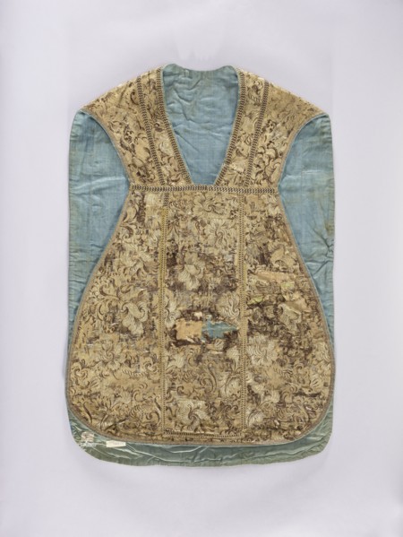 Chasuble, liturgical vestment, flowers and plant ornaments, church paraments, columns highlighted