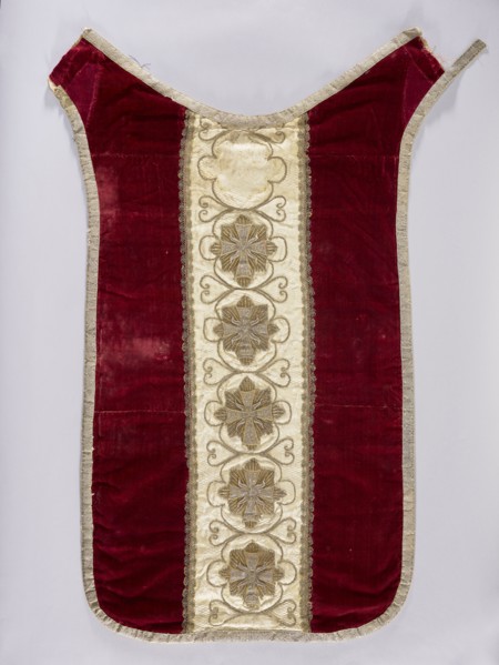 Chasuble, liturgical vestment, 18th–19th century, Poland. Back: sides of smooth dark red velvet;