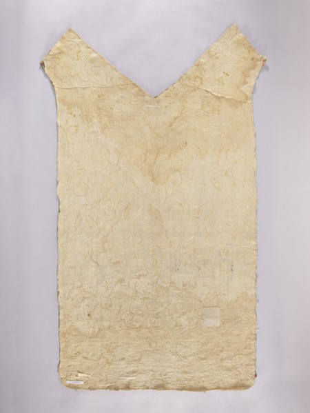 Back of a chasuble made of cream silk rep, embroidered with patterns of various flower branches,