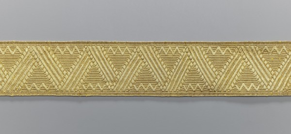 Gallon, origin unknown, galloons haberdashery, geometric ornaments, smaller snake pattern at the