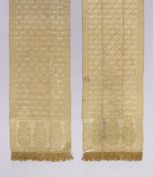 Kontusz belt. Silk with gilded silver thread; plain weave, brocaded single fabric; density 26 warps