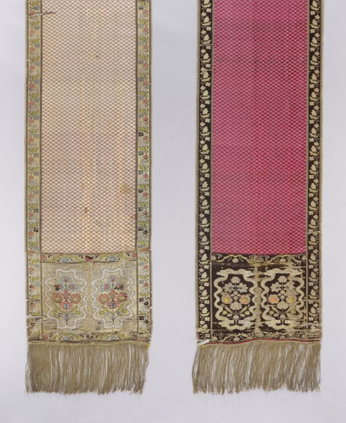 Kontusz belt, ; carp scale ornament; flower bushes ornament; ribbon ornament; bipartite heads;