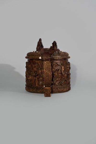 Wooden tankard, carved, probably a peg tankard, Religious/Gospel scenes: Passion scenes in