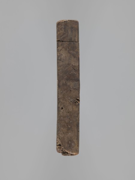 Double-sided gingerbread mould. Rectangular; obverse: male figure in 18th-century attire tricorn
