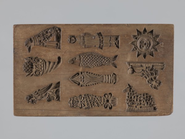 One-sided gingerbread form with various representations, woodcarver or gingerbread maker,