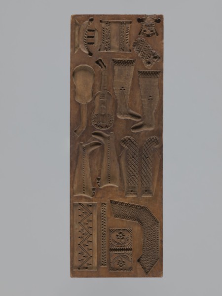 Double-sided gingerbread mould, rectangular, wood, height 29 cm, width 10.5 cm, depth 2.4 cm. Maker