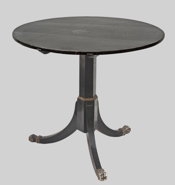 Table, provenance, animal paws; Empire style; cymatium ornament. Round tilting top supported by a