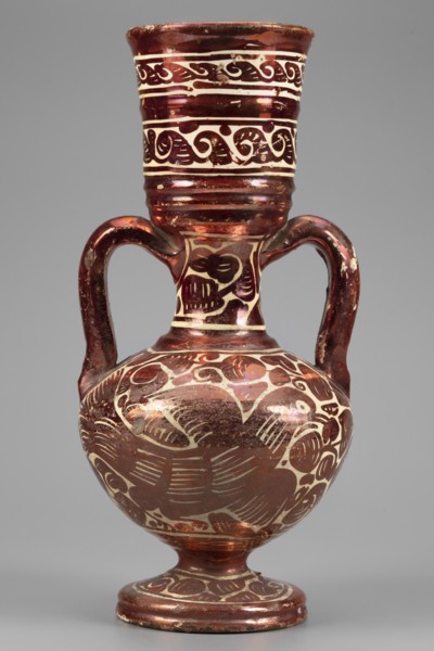 Amphora-type vase, Manises ceramic center; ca. 1400- author's role classification, pottery workshop