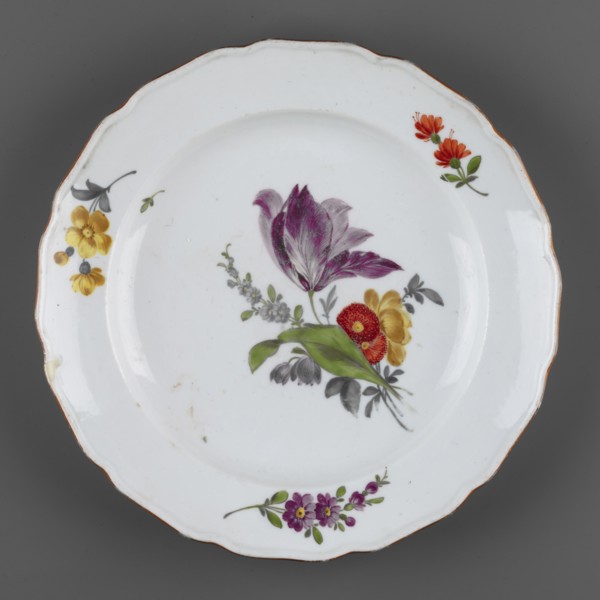 Shallow plate, Churfuerstliche Porcellain Fabrique, Meissen Marcolini period, 1774–1814; maker’s