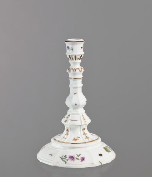 Candlestick, Koenigliche Porzellain Fabrique, Meissen 1710–1763. One-candle candlestick with