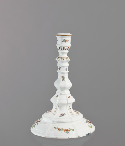 Candlestick, Koenigliche Porzellain Fabrique, Meissen 1710–1763. One-candle candlestick with