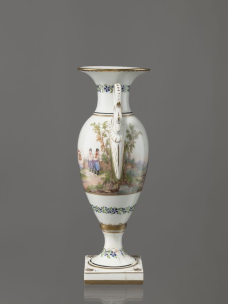 Amphora vase, Imperial Porcelain Factory in St. Petersburg 1744–1917. Amphora vase with an ovoid