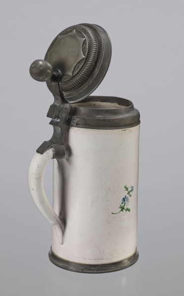 Cylindrical tankard in a pewter frame, Prószków Slaski faience factory; 1763–1853,
