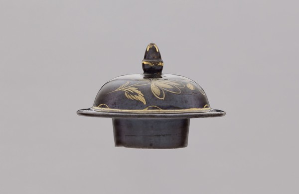 Kuan-type vase with cover, Bielino faience manufactory 1779–1800; attributed to Karol Wolff fl. ca