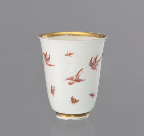 Teapot, Koenigliche Porzellain Fabrique, Meissen 1710–1763. Maker: Meissen. Teapot, slender, tall,