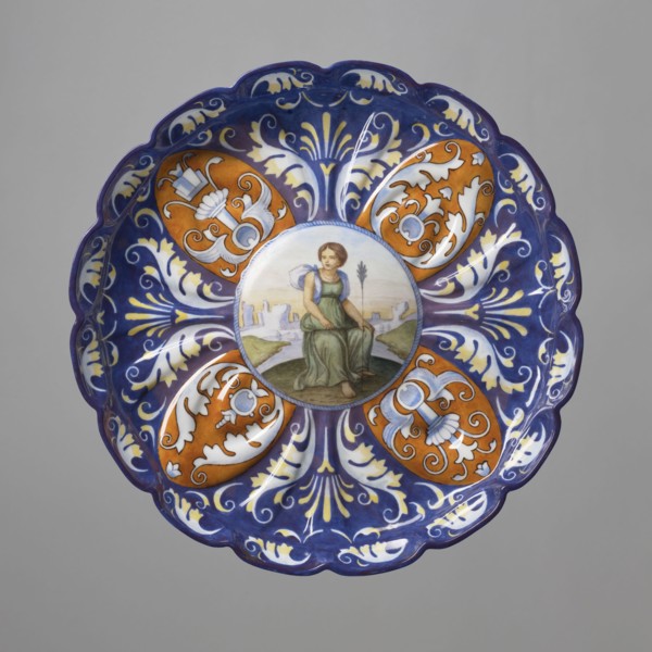 Patera-crespina, Koenigliche Porzellan Manufaktur KPM; Berlin; 1763–1918, imitation Italian