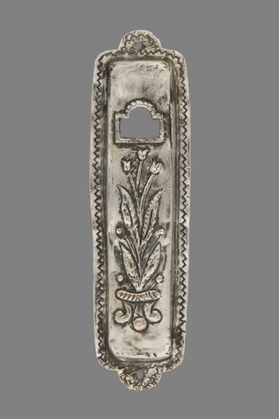 Mezuzah, Judaica; rectangular profiled sheet of low-grade silver edged with a flat ribbon decorated