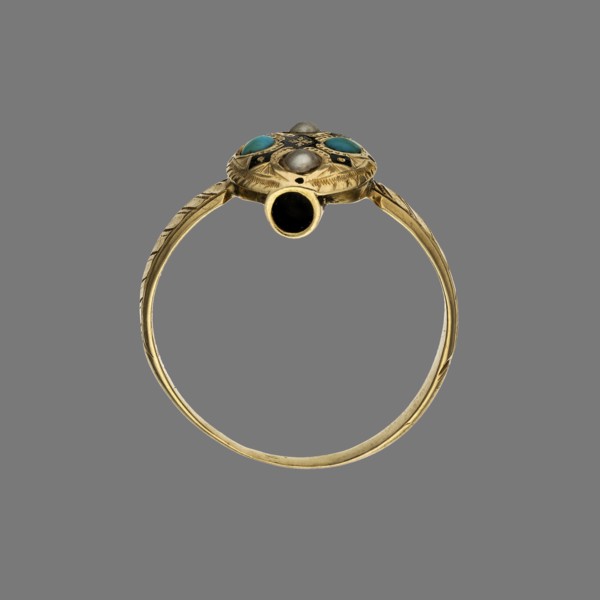 Ring, Doreau, Romain fl. 1848–1863, jeweler. Oval gold ring with a band that widens slightly and