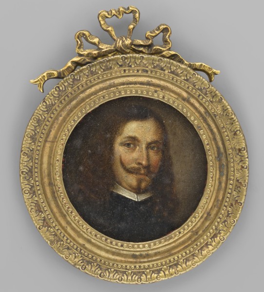 Portrait of a man, unknown artist. Miniature, bust 3/4 right. Hair chestnut brown, long, in curls
