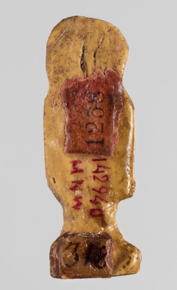 Amulet - tit, tit knots, protective amulet, grave good, with hieroglyphs, yellow glass; Ptolemaic